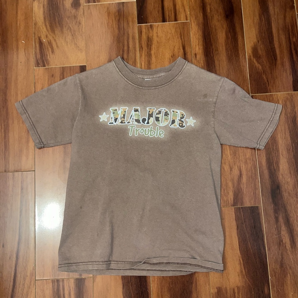 Delta WOMENS XS OR KIDS SMALL Major Trouble Brown Short Sleeve Tee